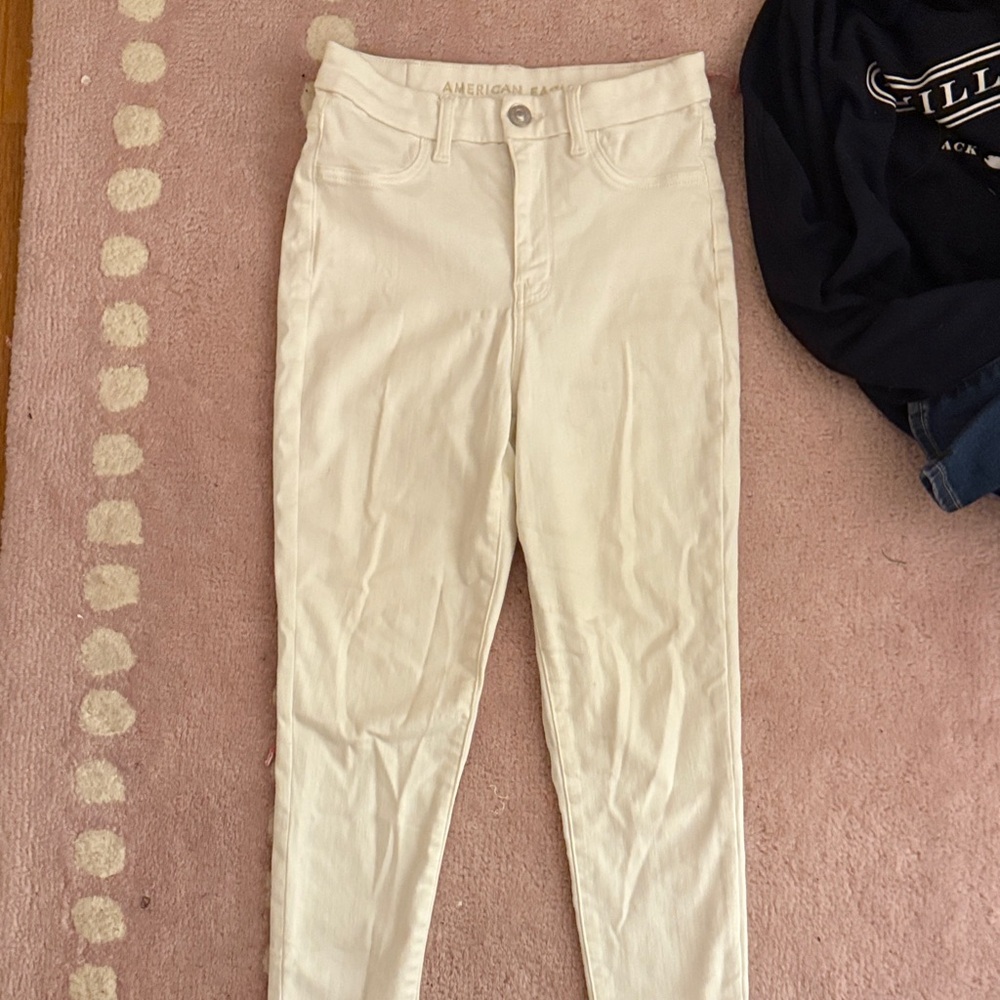 American Eagle White Skinny Jeans